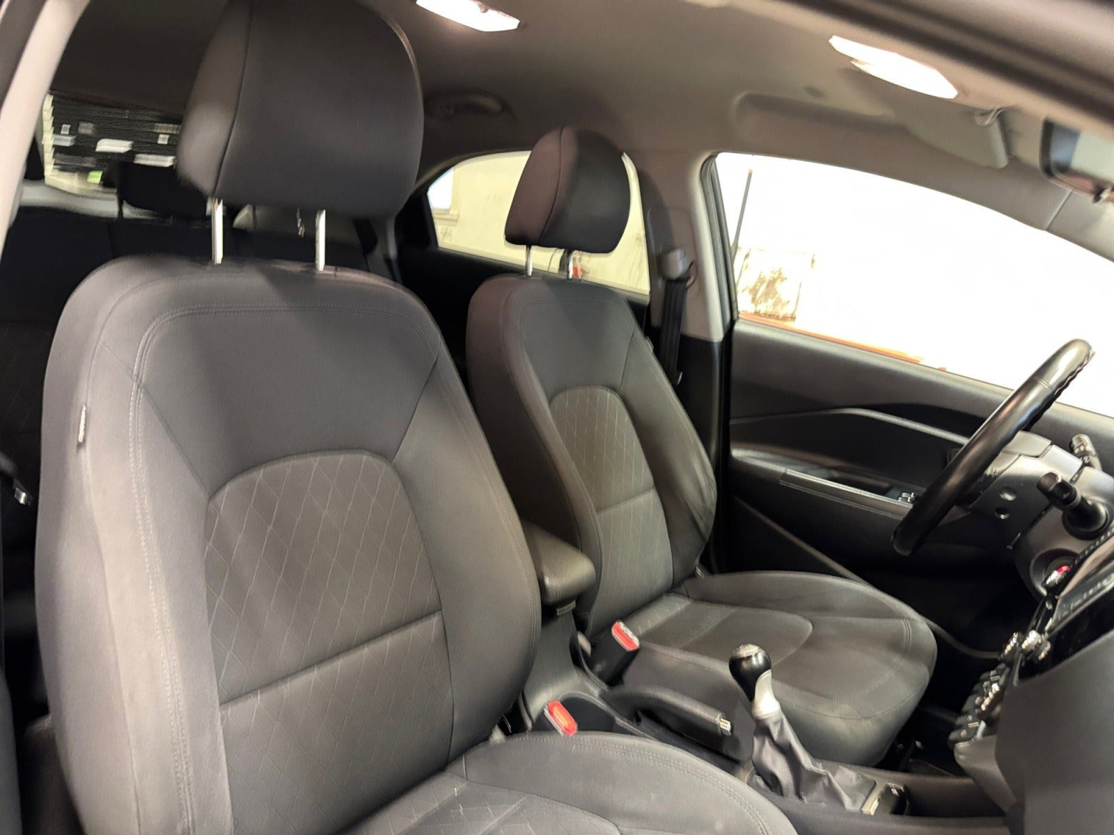 Sort Kia Rio fra 2016