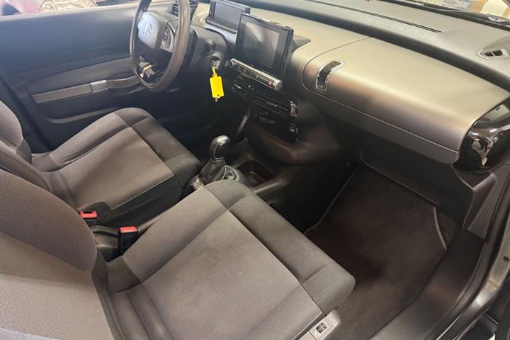 Grå Citroën C4 Cactus fra 2015