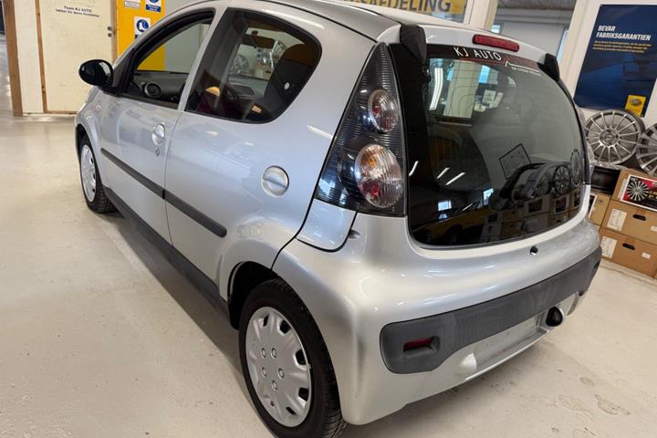 Grå Citroën C1 fra 2007