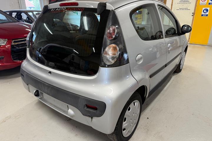 Grå Citroën C1 fra 2007