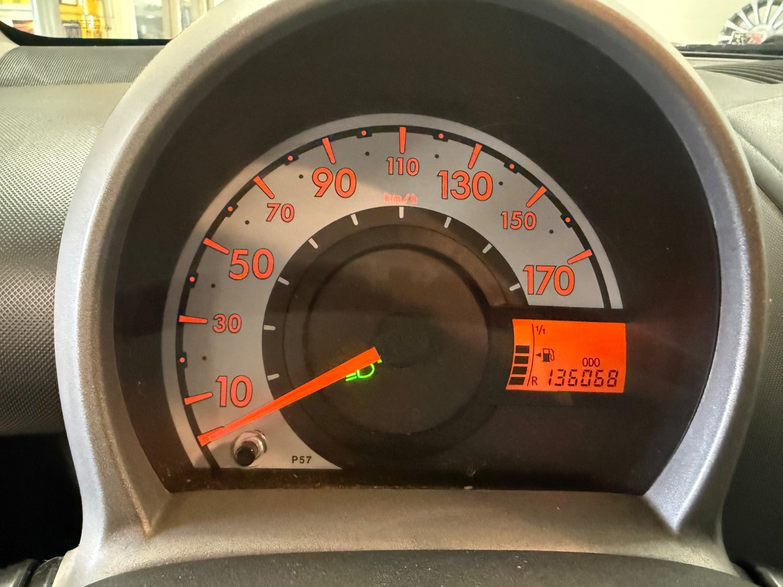 Grå Citroën C1 fra 2007