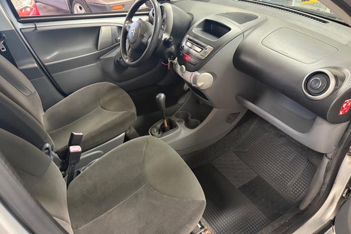 Grå Citroën C1 fra 2007