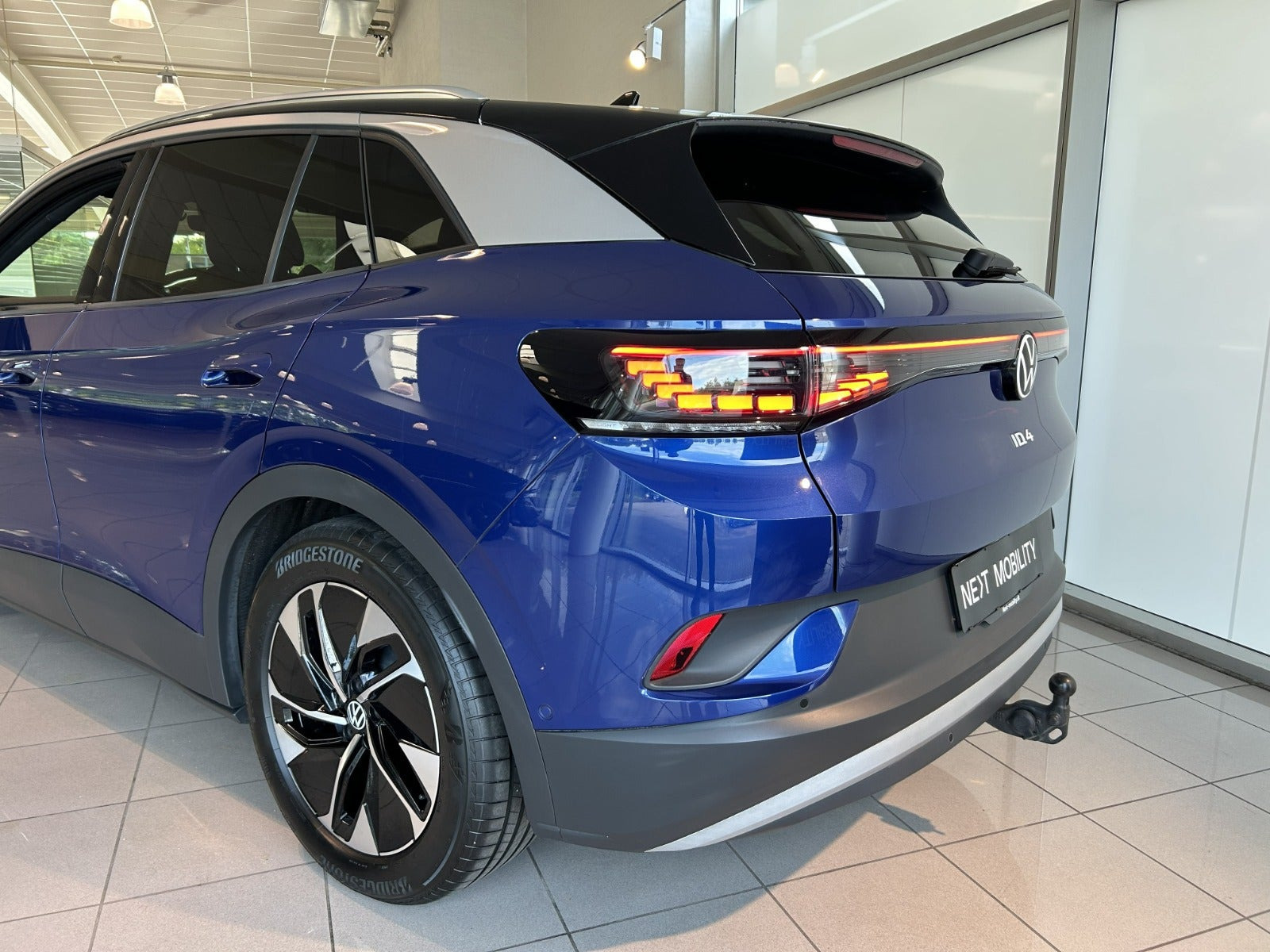 Blå VW ID.4 fra 2023