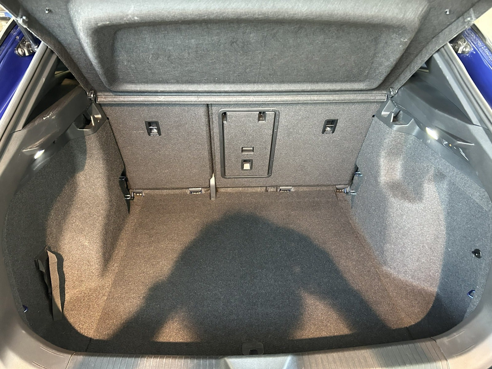 Blå VW ID.4 fra 2023