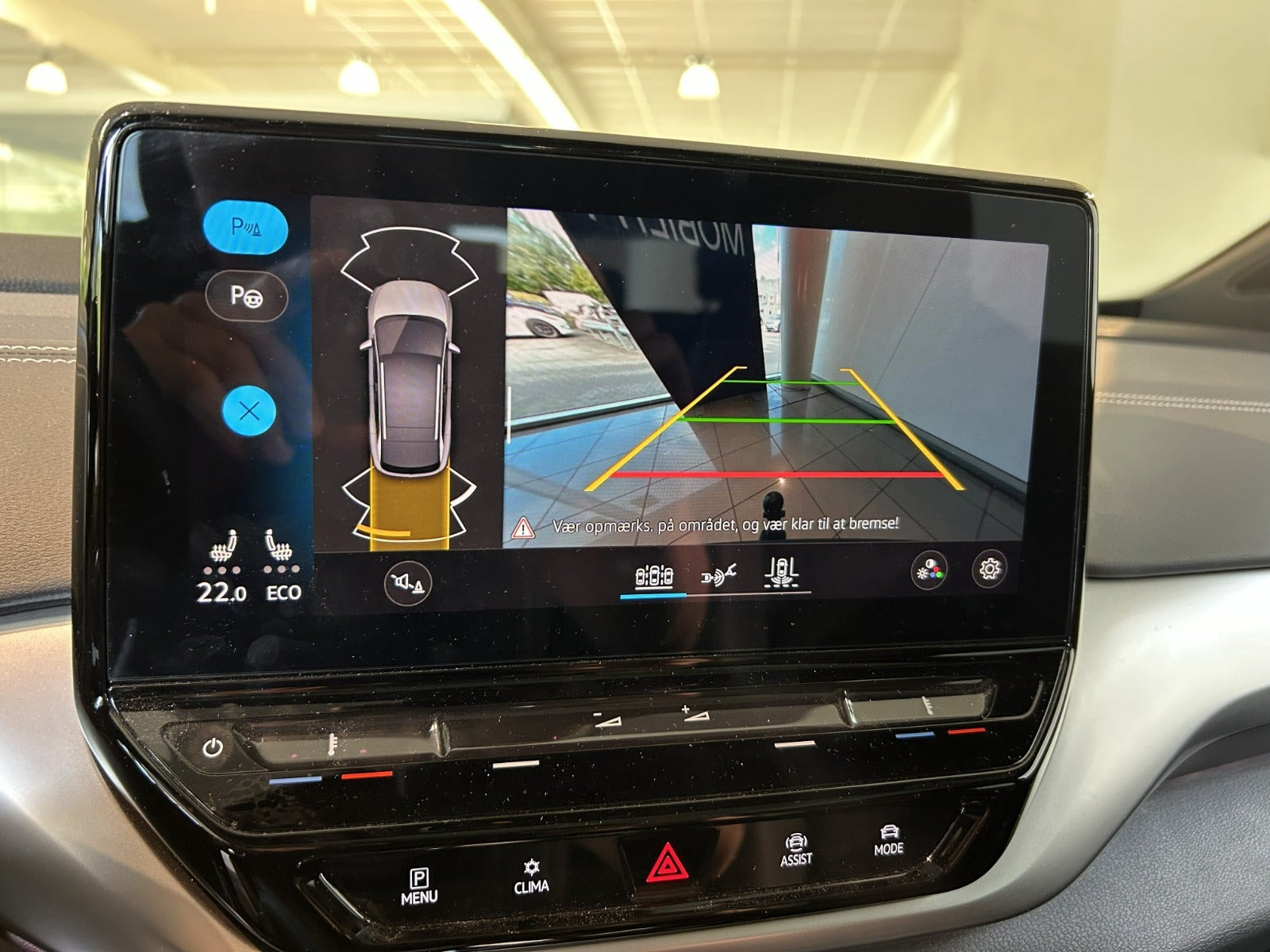 Blå VW ID.4 fra 2023