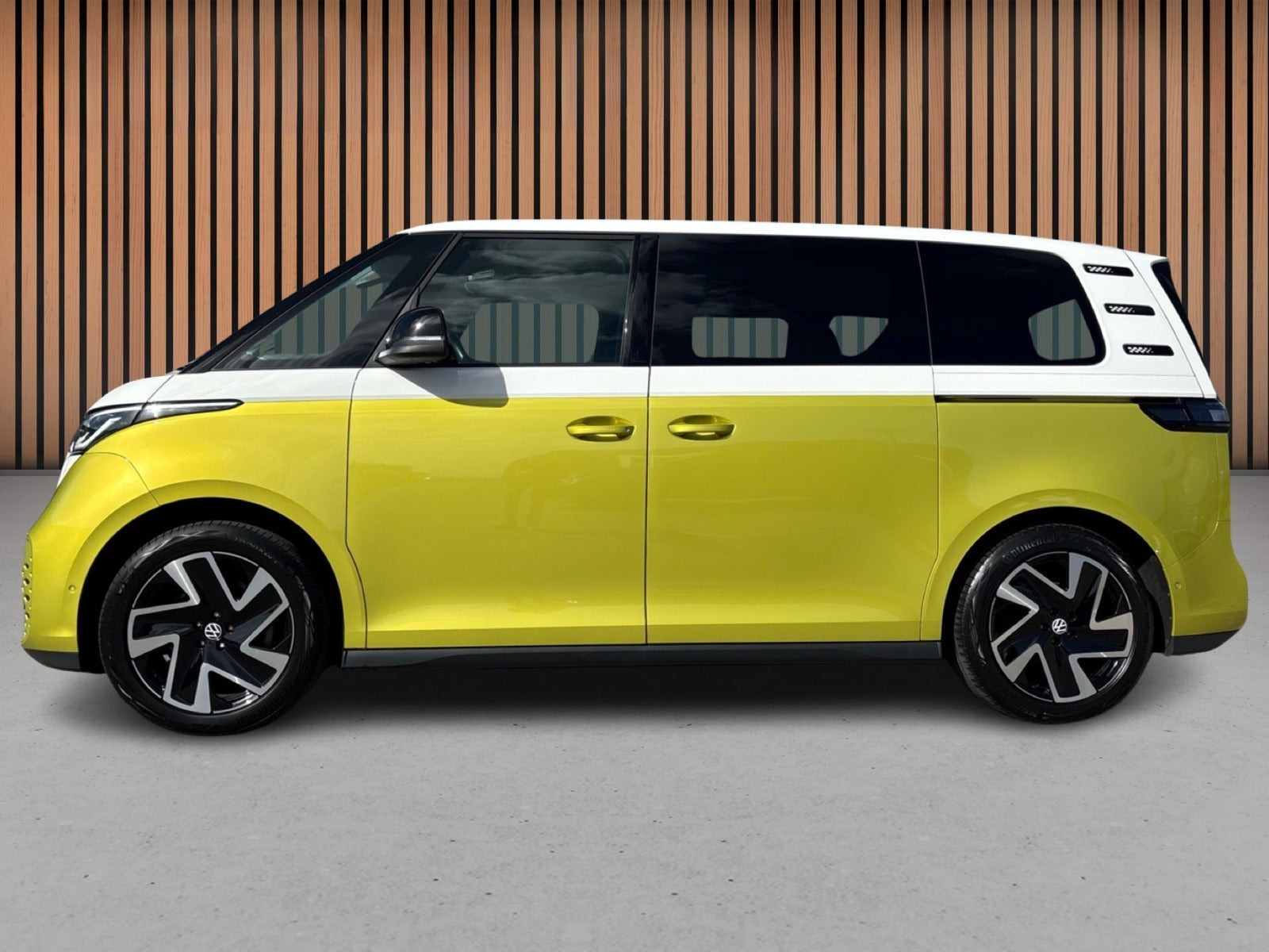 Gul VW ID.Buzz fra 2023