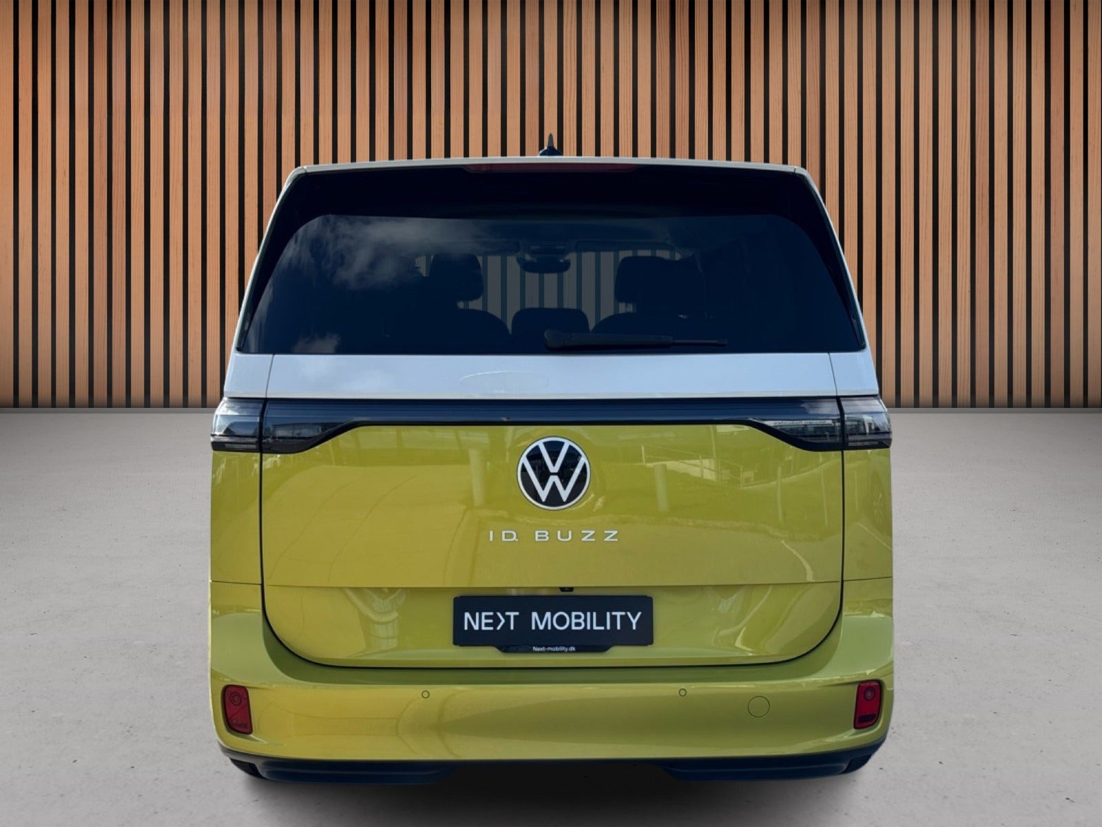 Gul VW ID.Buzz fra 2023