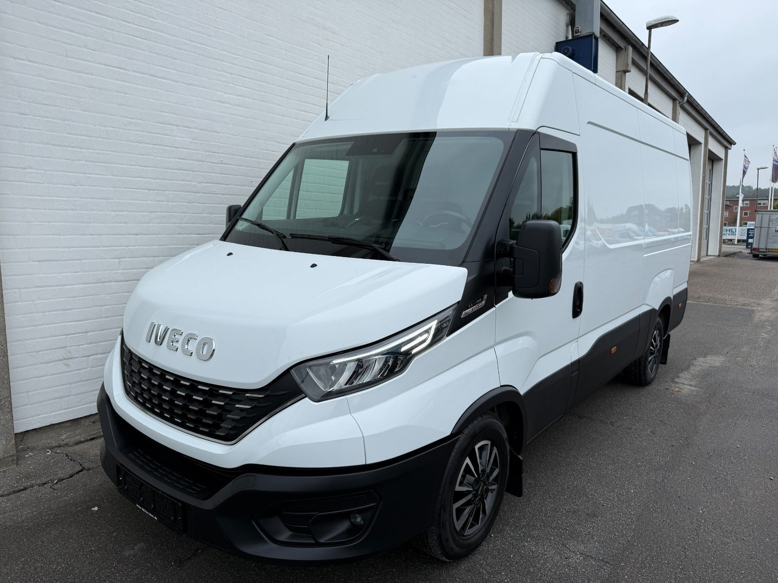 Iveco Daily 3,0 35S18 12m³ Van AG8