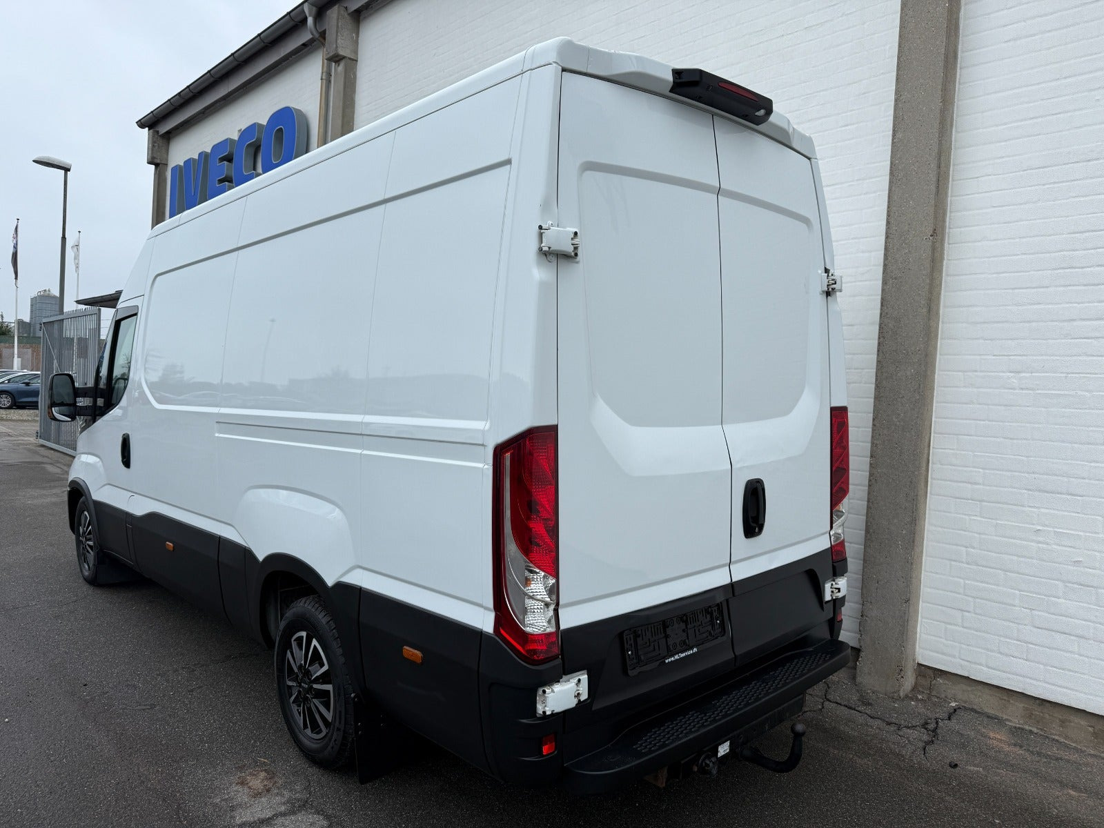 Hvid Iveco Daily fra 2022