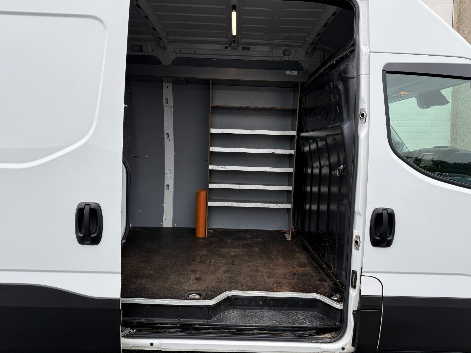 Hvid Iveco Daily fra 2022
