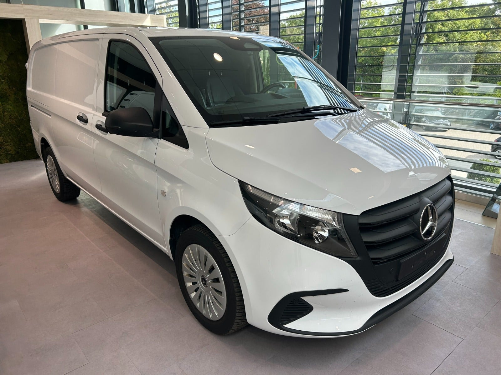 Mercedes Vito 114 2,0 CDi A2 Kassevogn PRO aut. RWD