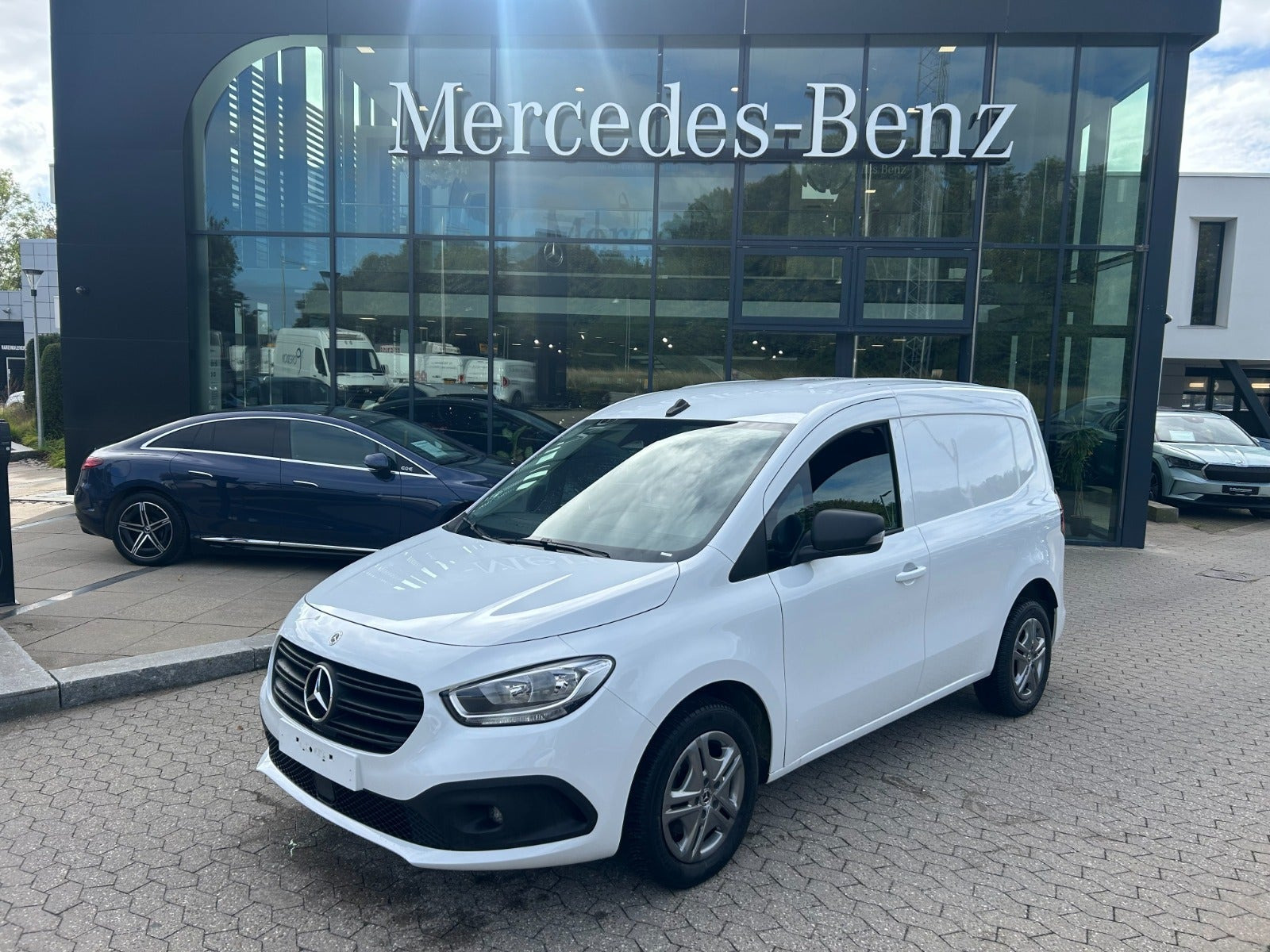 Hvid Mercedes Citan 110 fra 2024