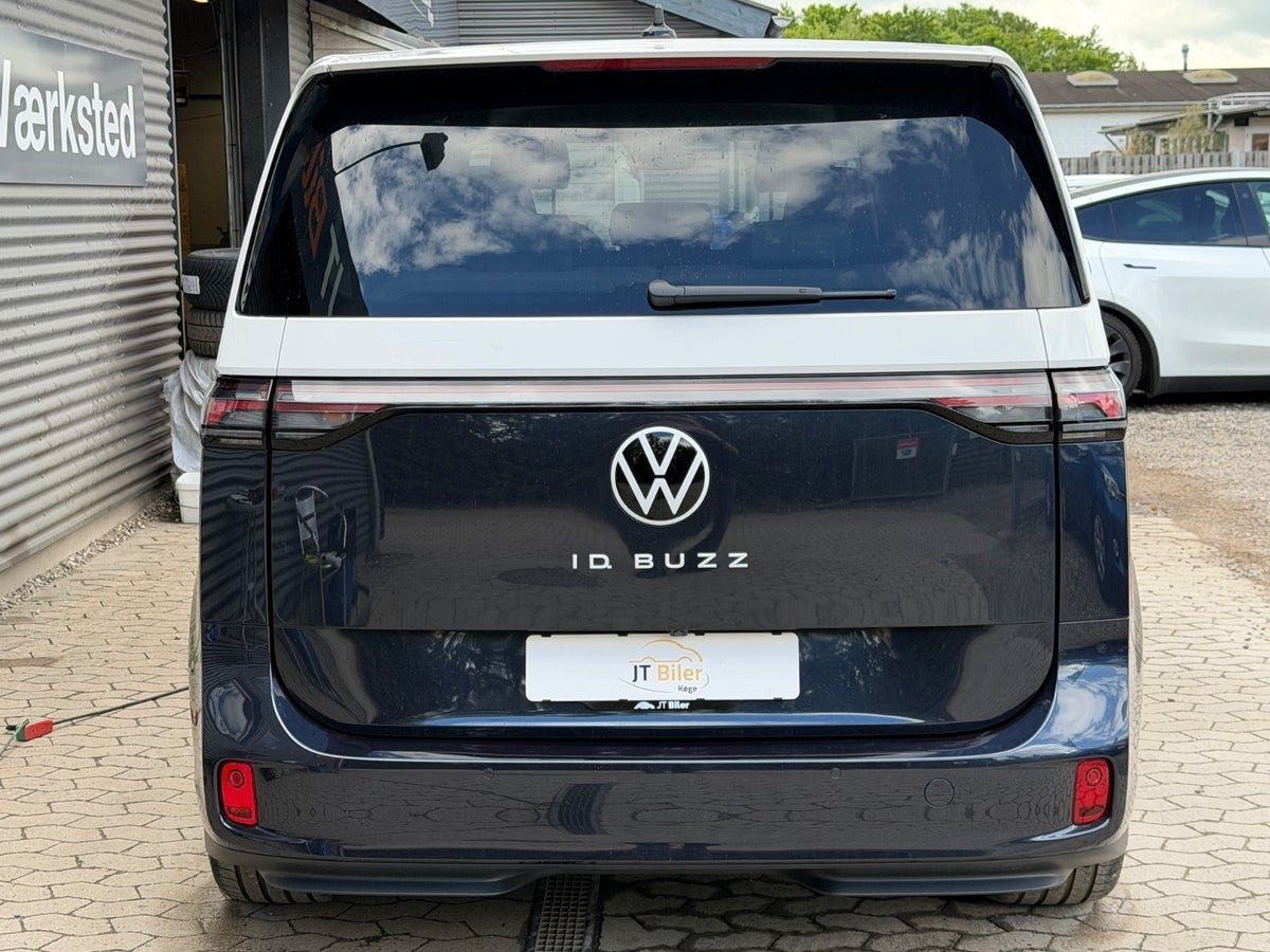 Blå VW ID.Buzz fra 2026