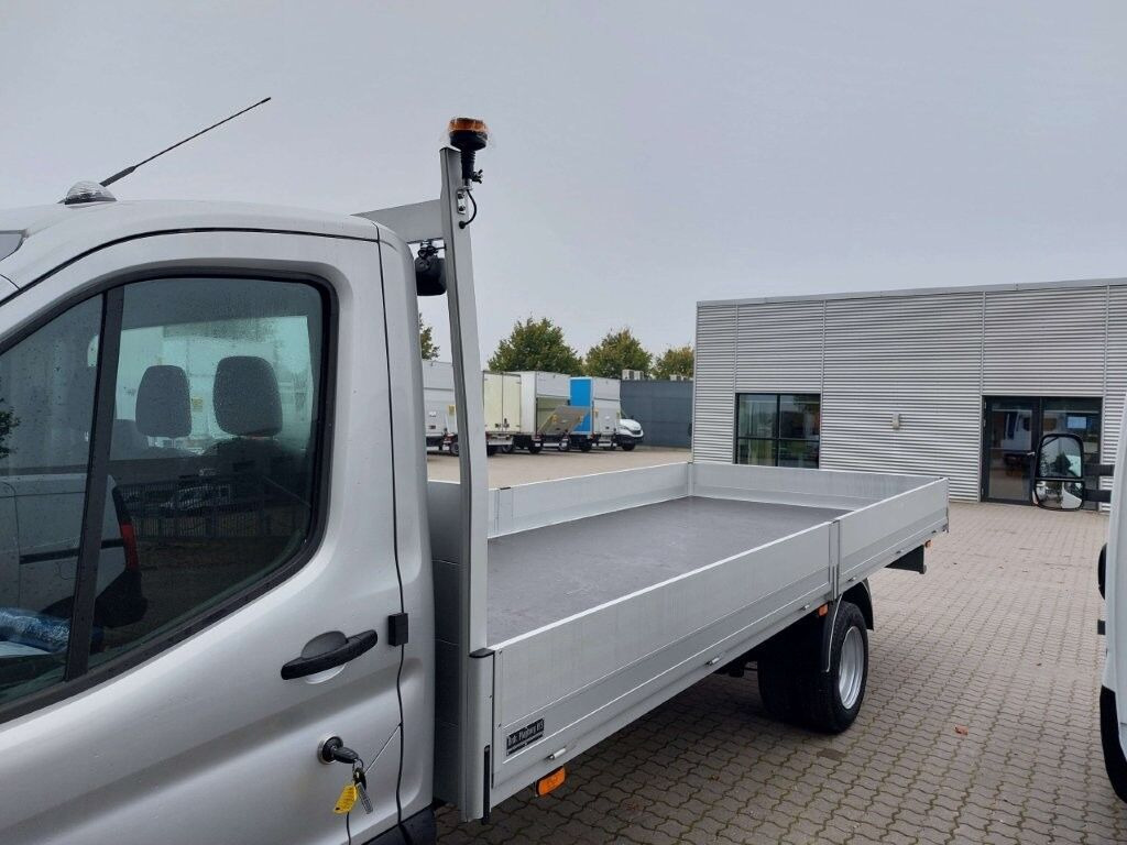 undefined Ford Transit fra 2026