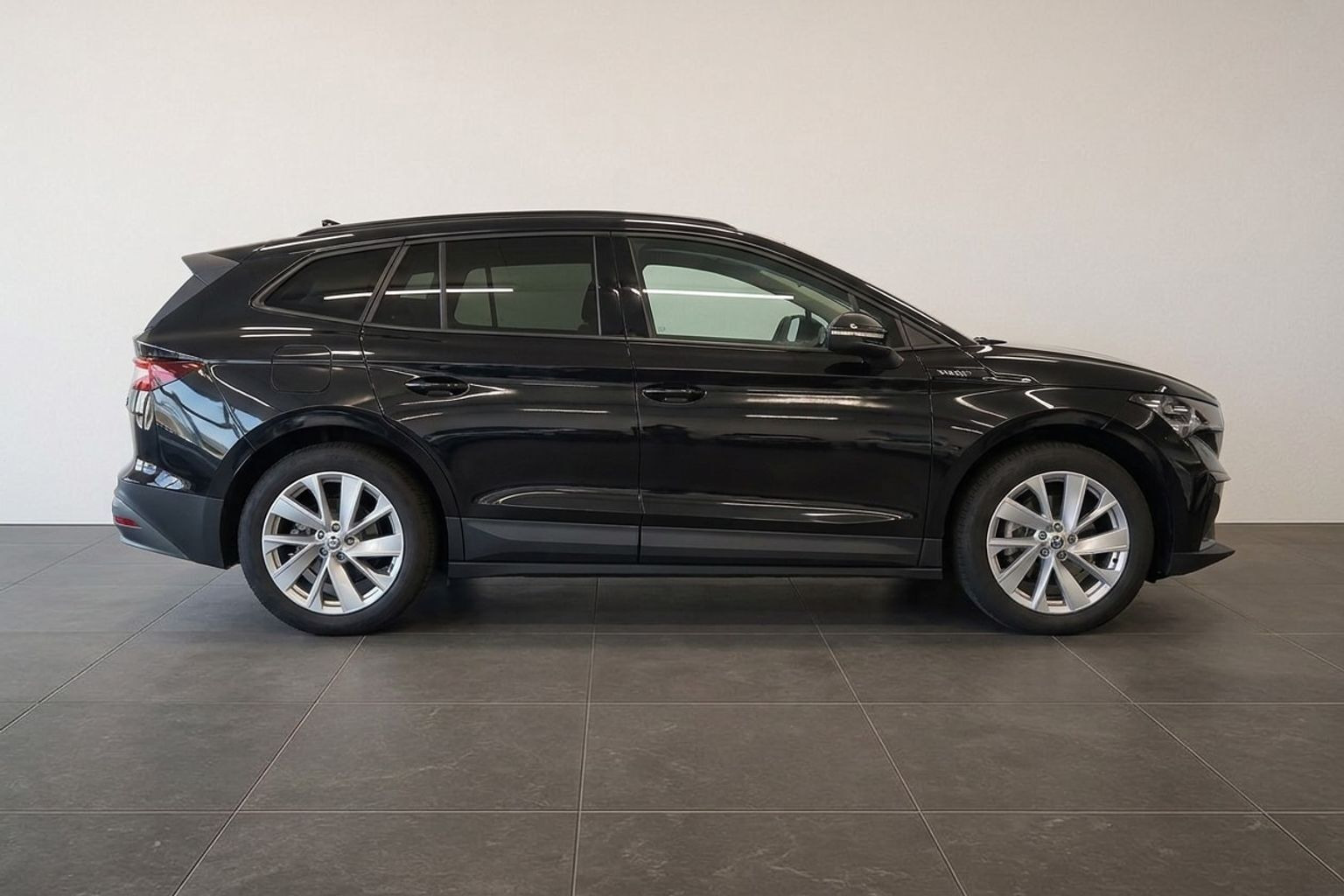 Sort Skoda Enyaq fra 2021