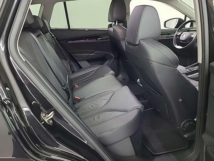 Sort Skoda Enyaq fra 2021