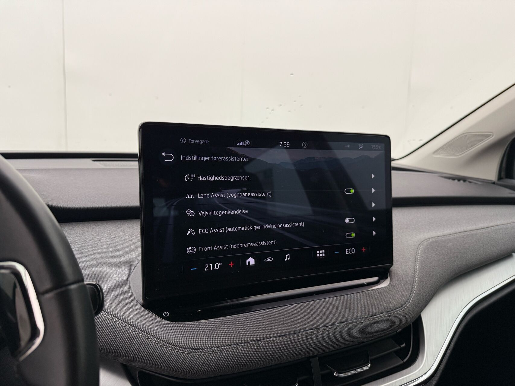Sort Skoda Enyaq fra 2023