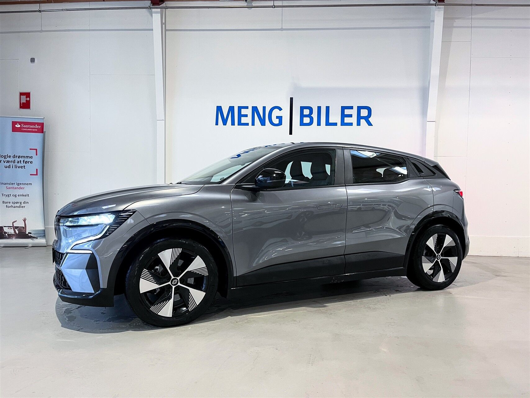 Grå Renault Mégane fra 2023