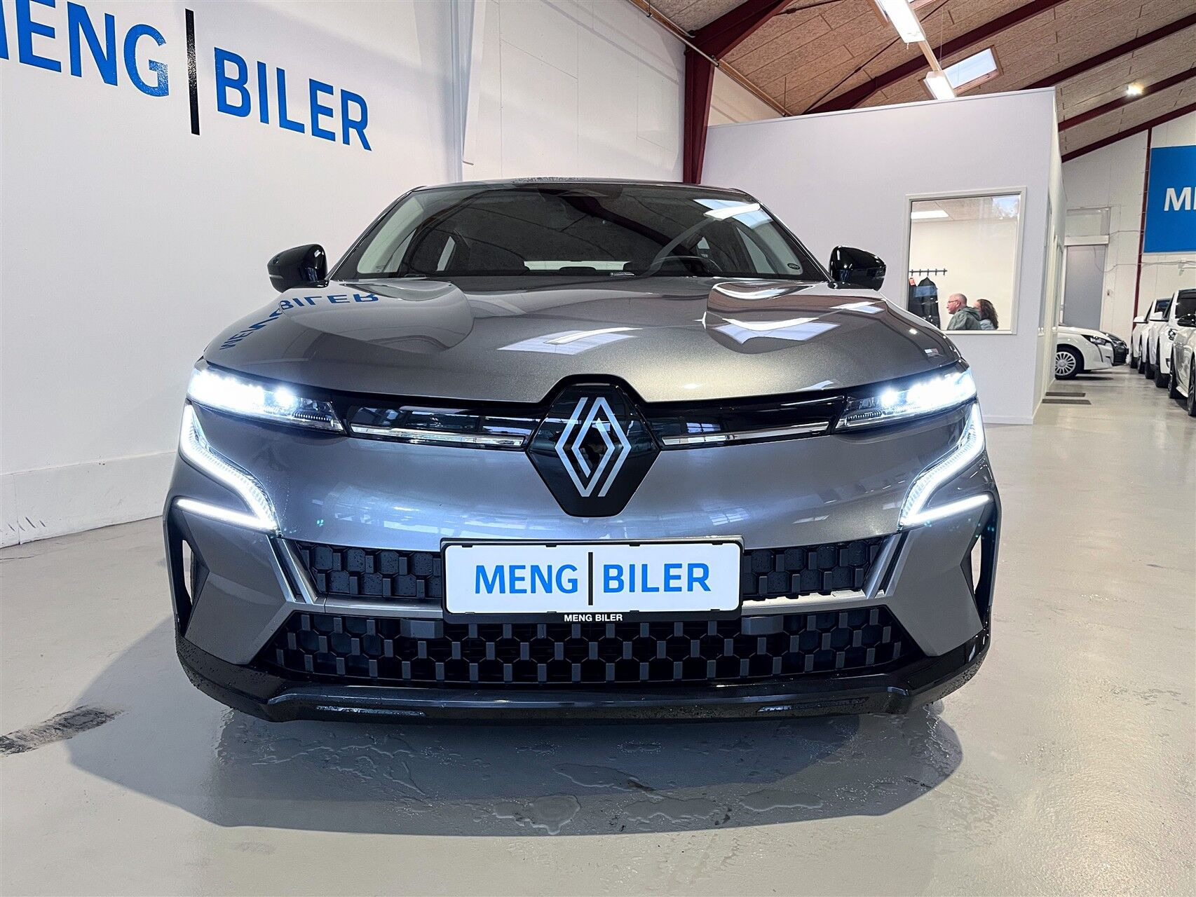 Grå Renault Mégane fra 2023