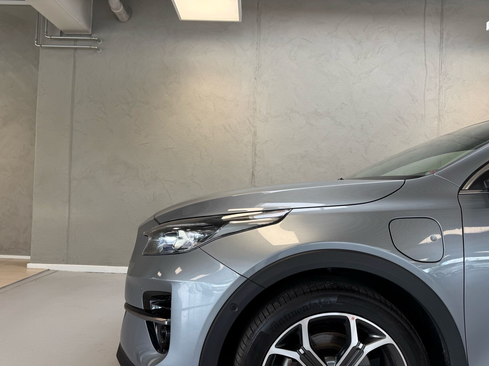Sølv Kia XCeed fra 2021