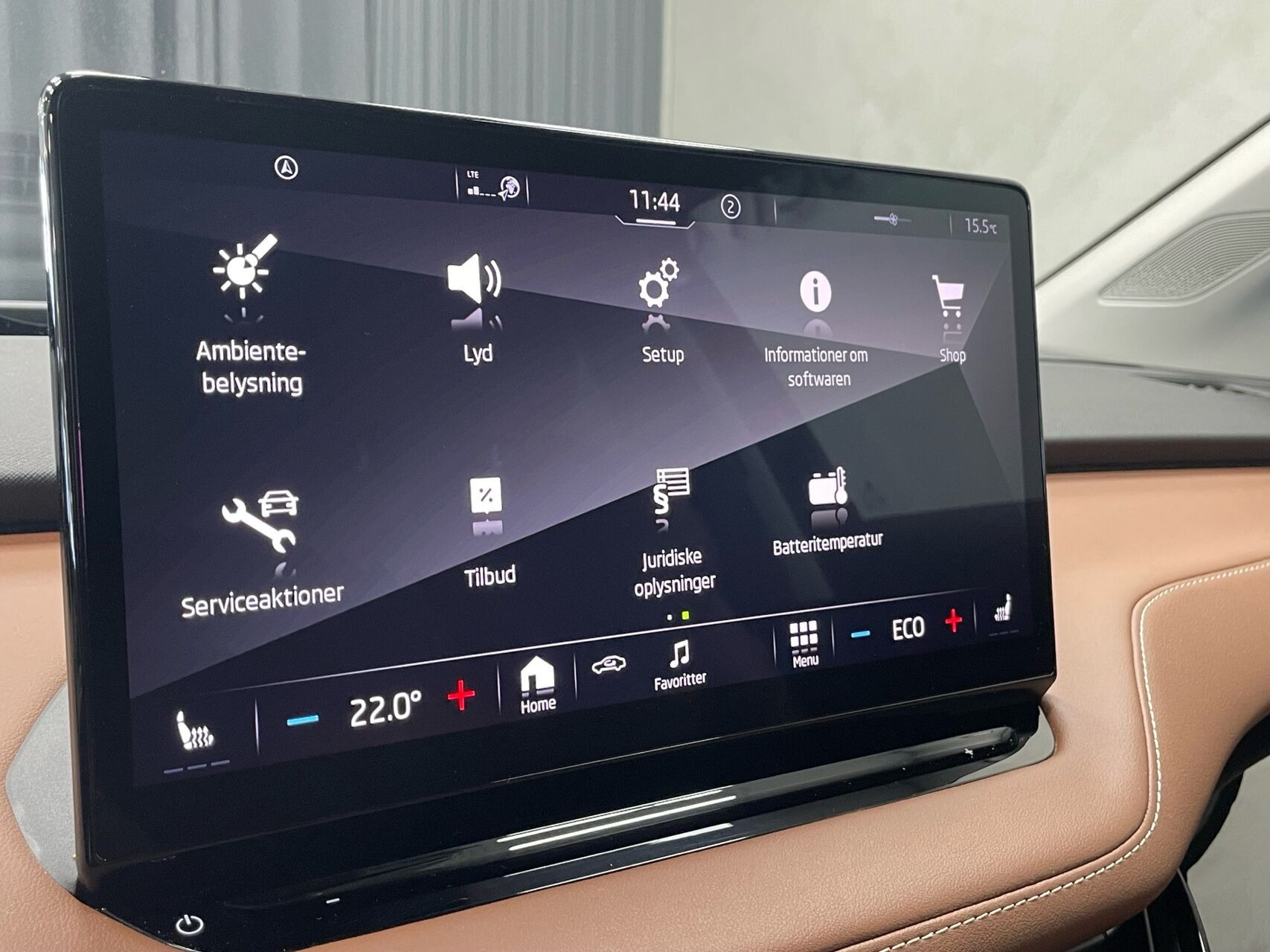 Sort Skoda Enyaq fra 2023