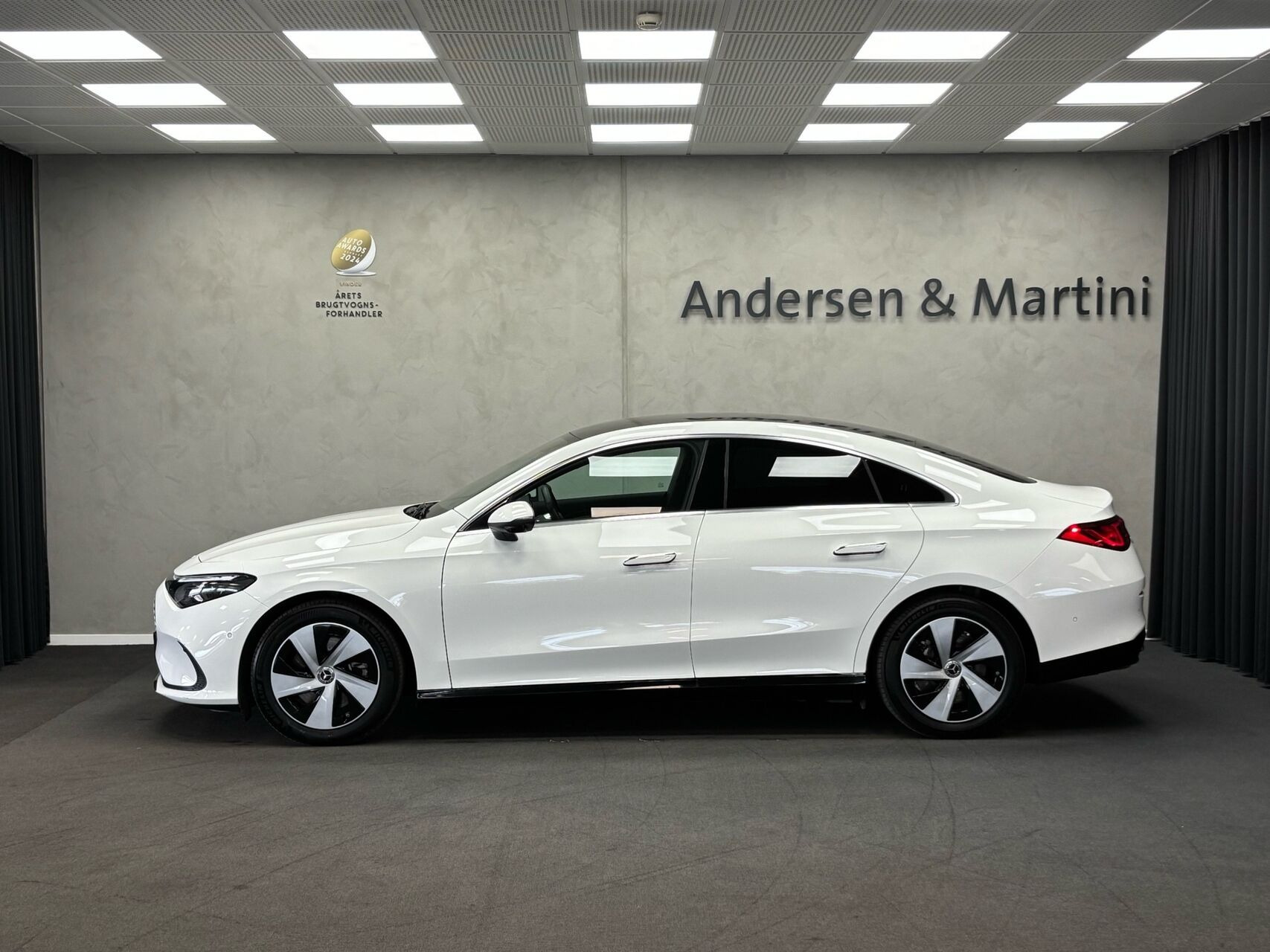 Hvid Mercedes CLA250+ fra 2026