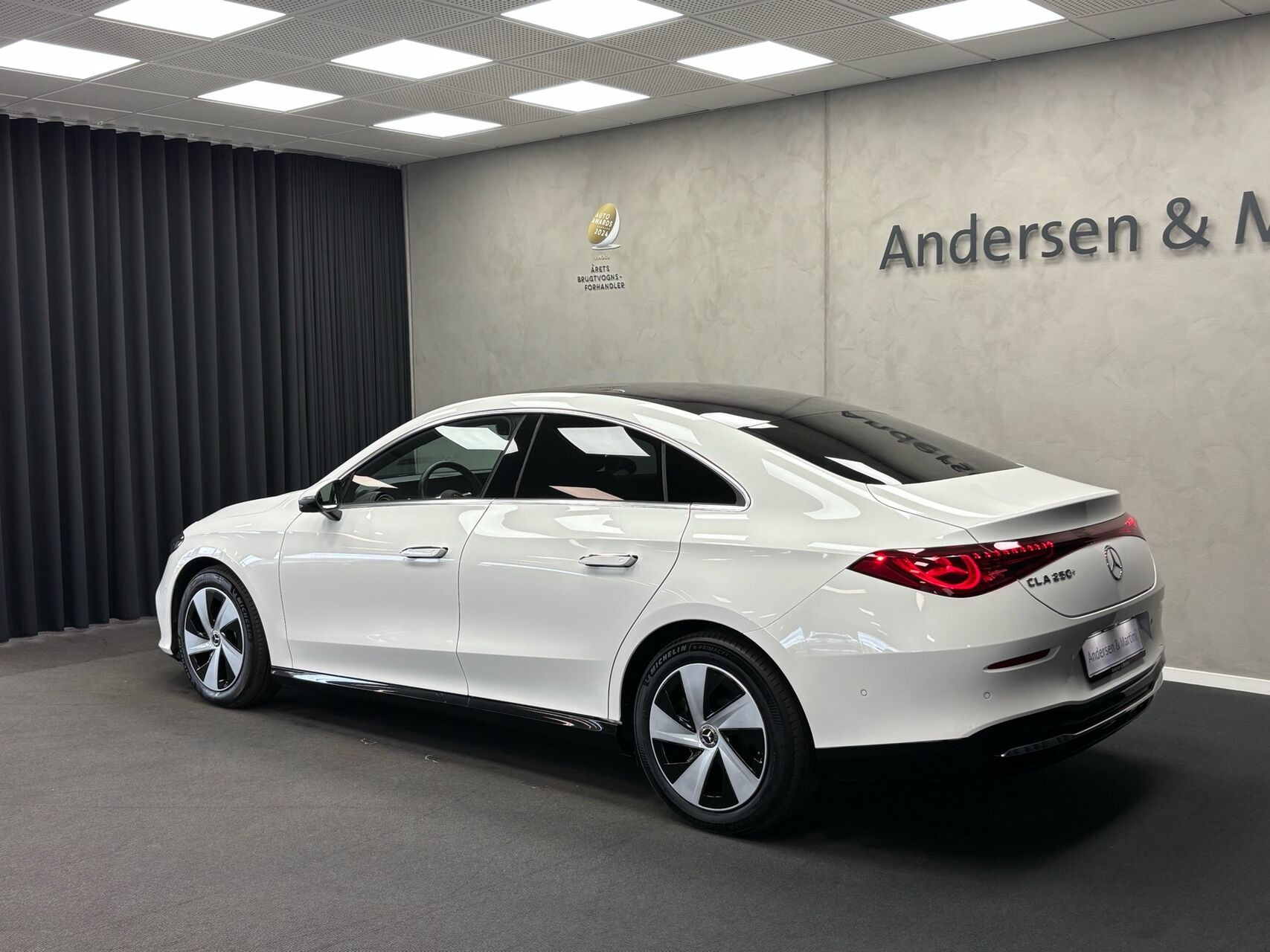 Hvid Mercedes CLA250+ fra 2026