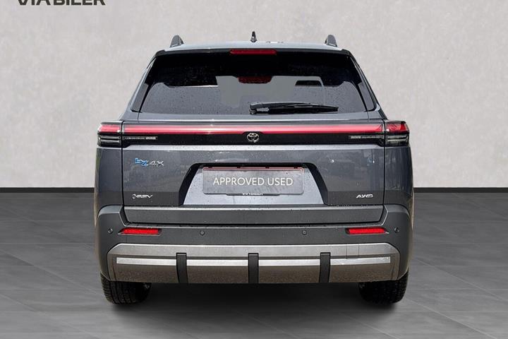 undefined Toyota bZ4X Touring fra 2026