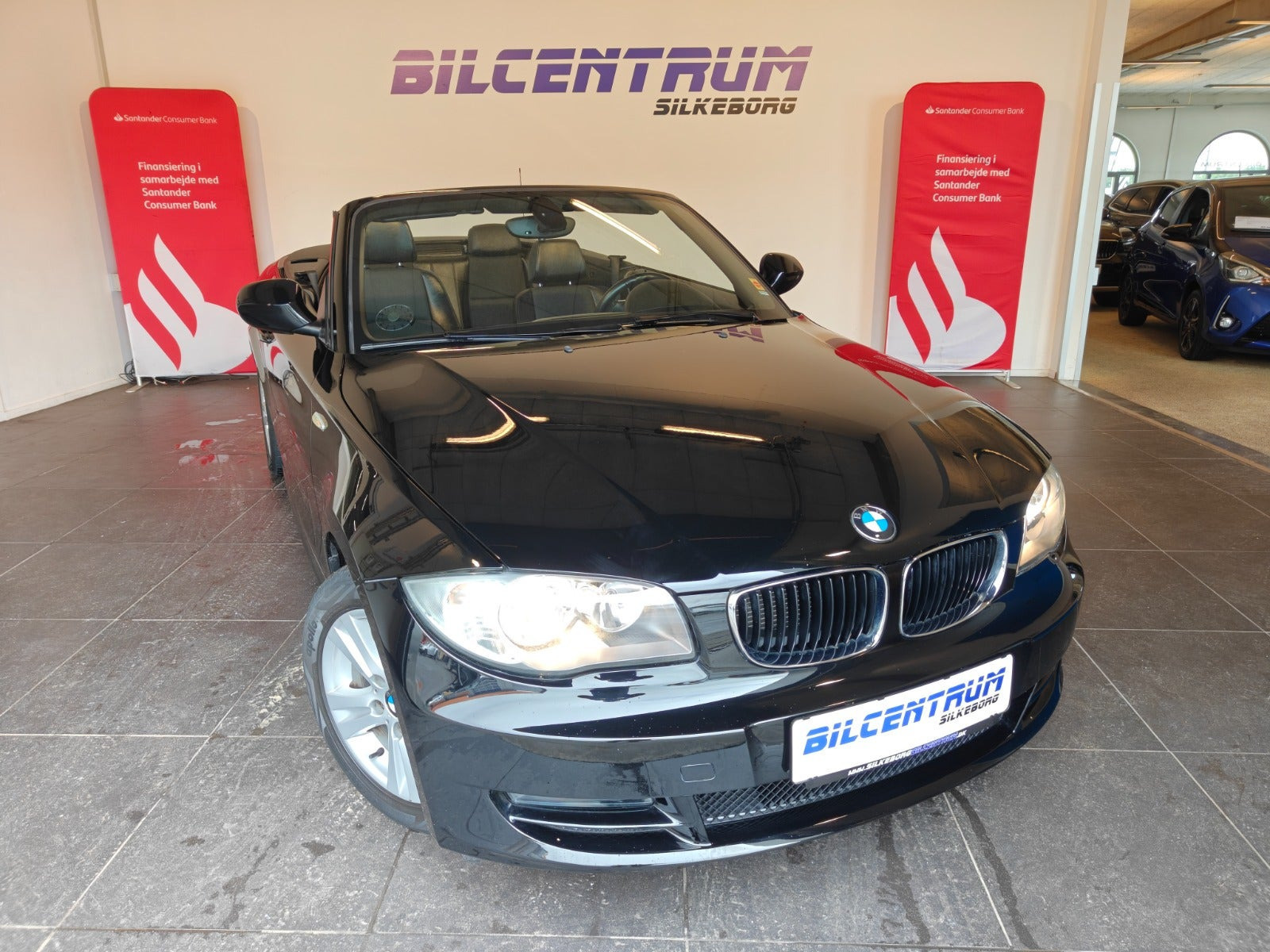 Sort BMW 118i fra 2010