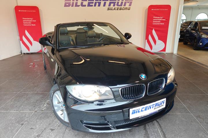Sort BMW 118i fra 2010