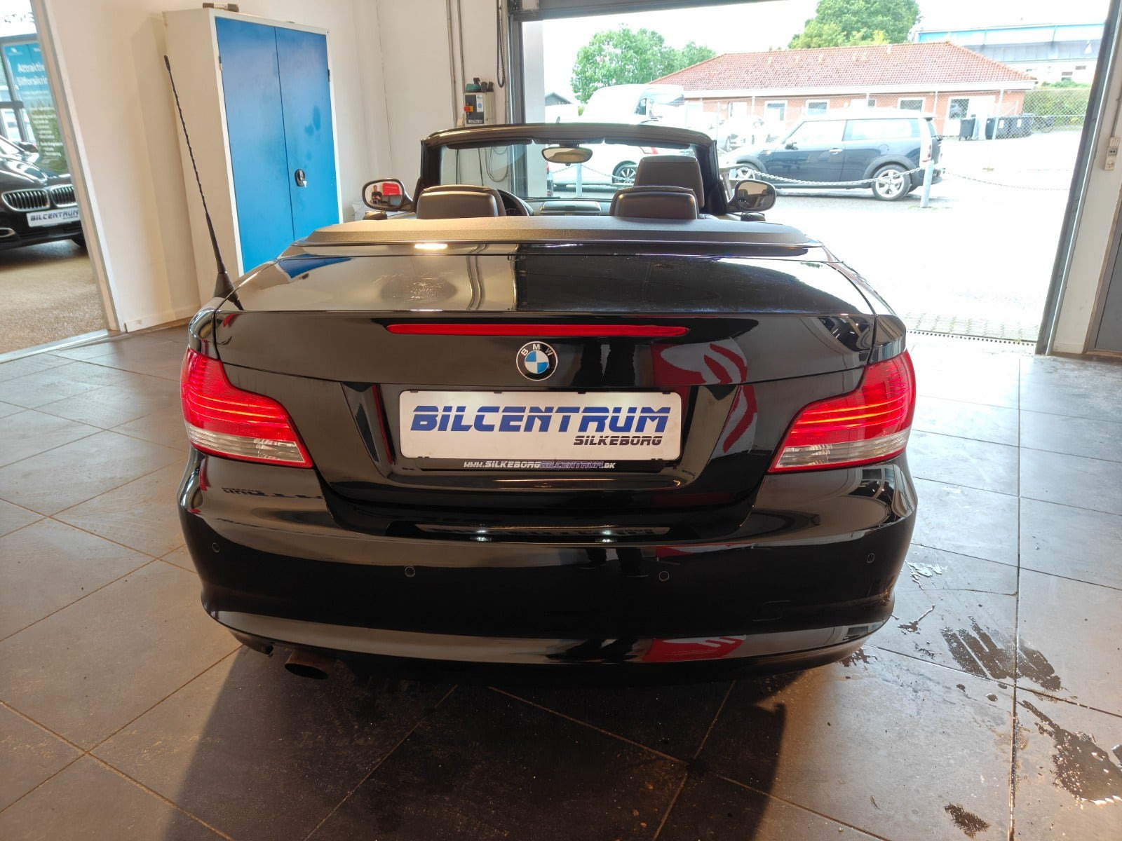 Sort BMW 118i fra 2010