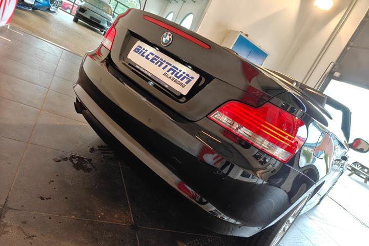 Sort BMW 118i fra 2010