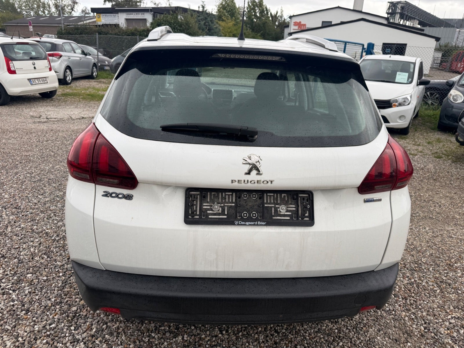 Hvid Peugeot 2008 fra 2016
