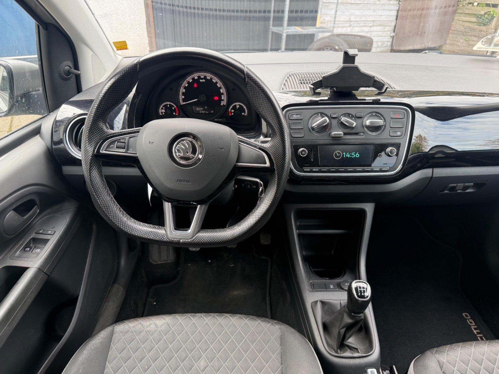 Grå Skoda Citigo fra 2019