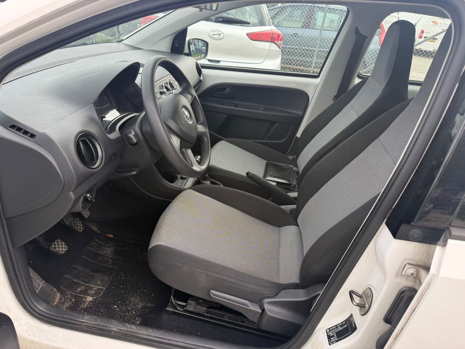 Hvid Skoda Citigo fra 2013