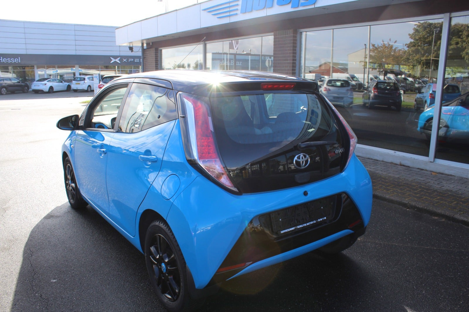 Blå Toyota Aygo fra 2015