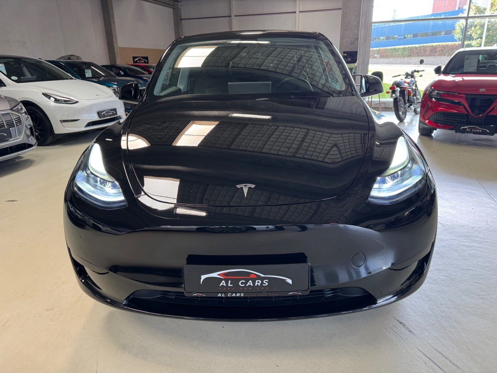 undefined Tesla Model Y fra 2023