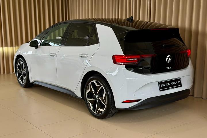 Hvid VW ID.3 fra 2022