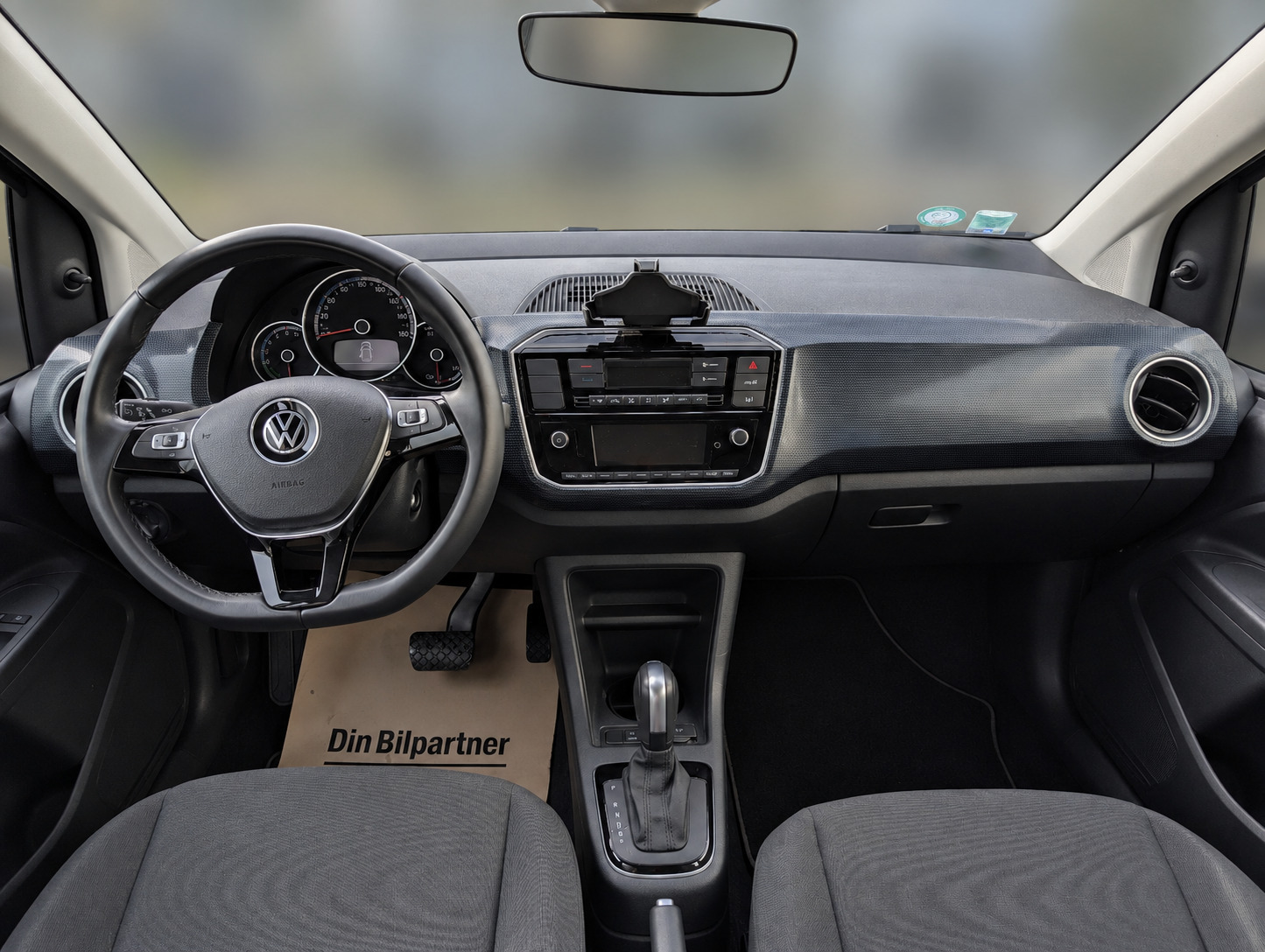 Grå VW E-UP! fra 2022