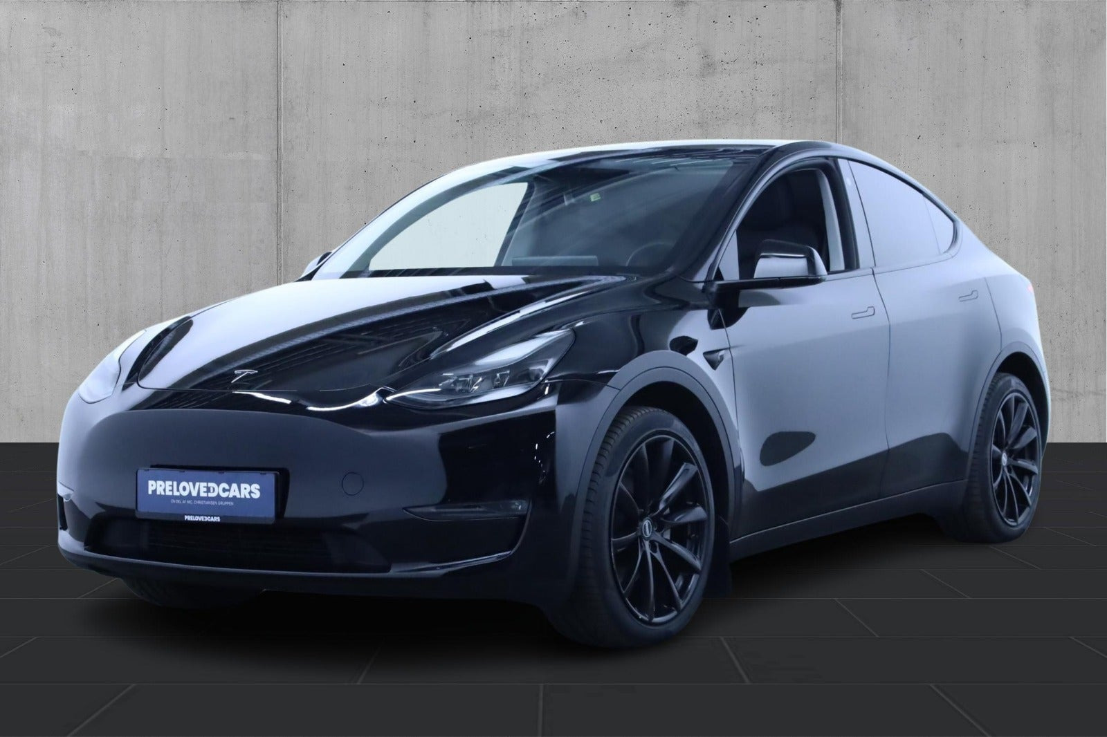 Tesla Model Y Long Range AWD