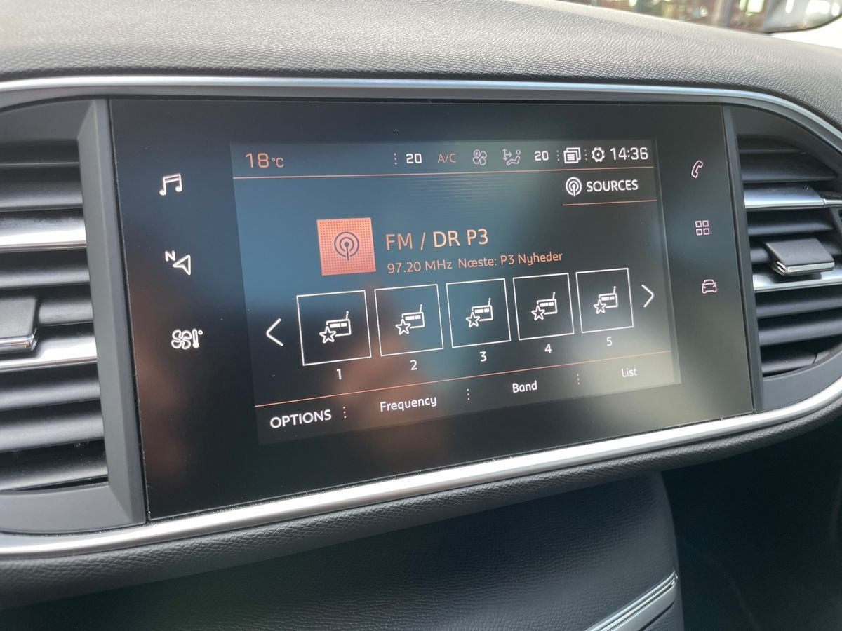 Sort Peugeot 308 fra 2021