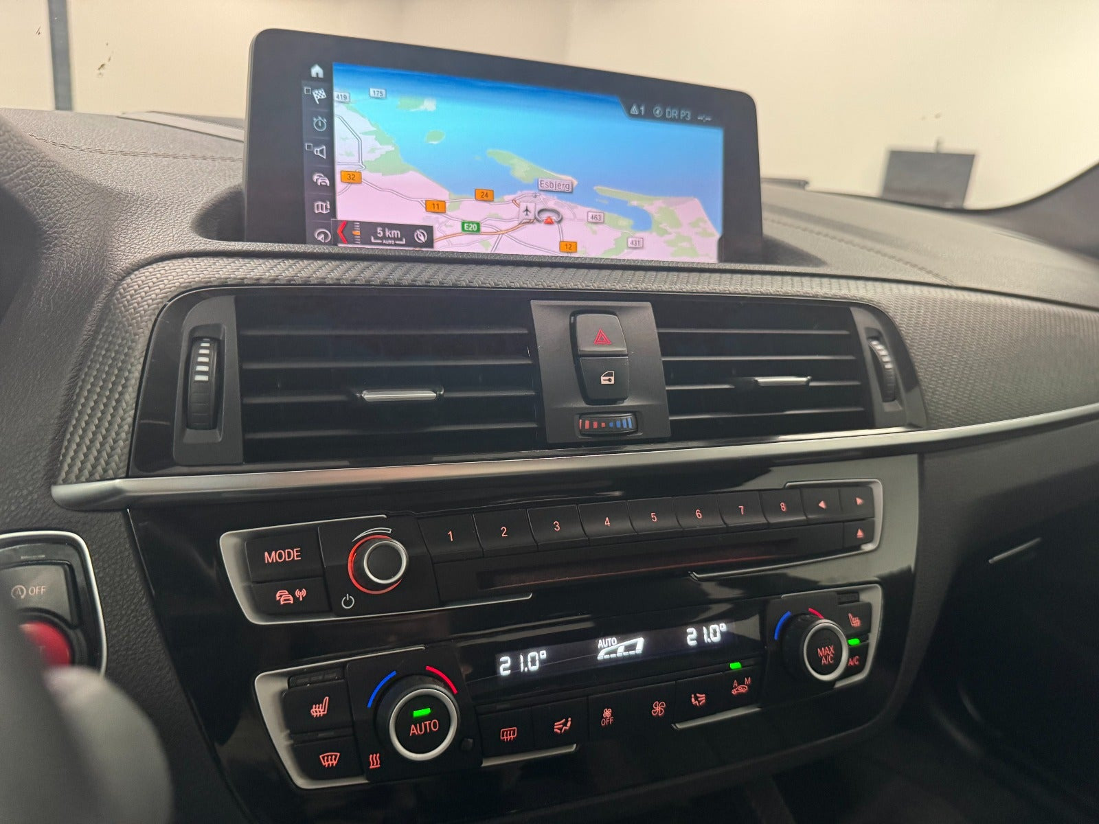 Sølv BMW M2 fra 2020