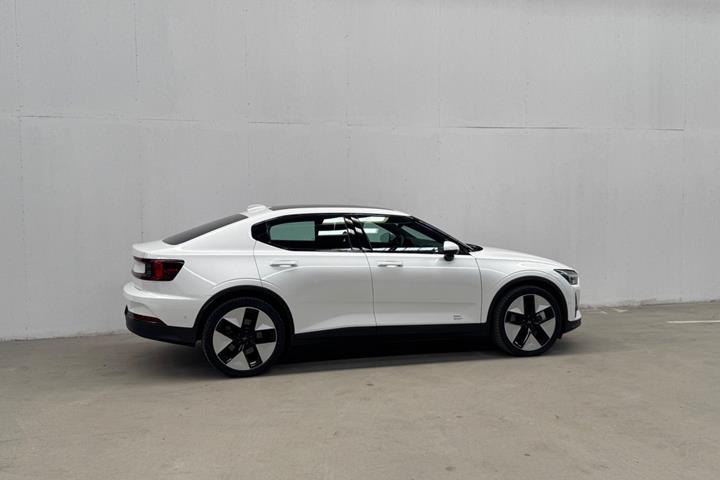 Hvid Polestar 2 fra 2023