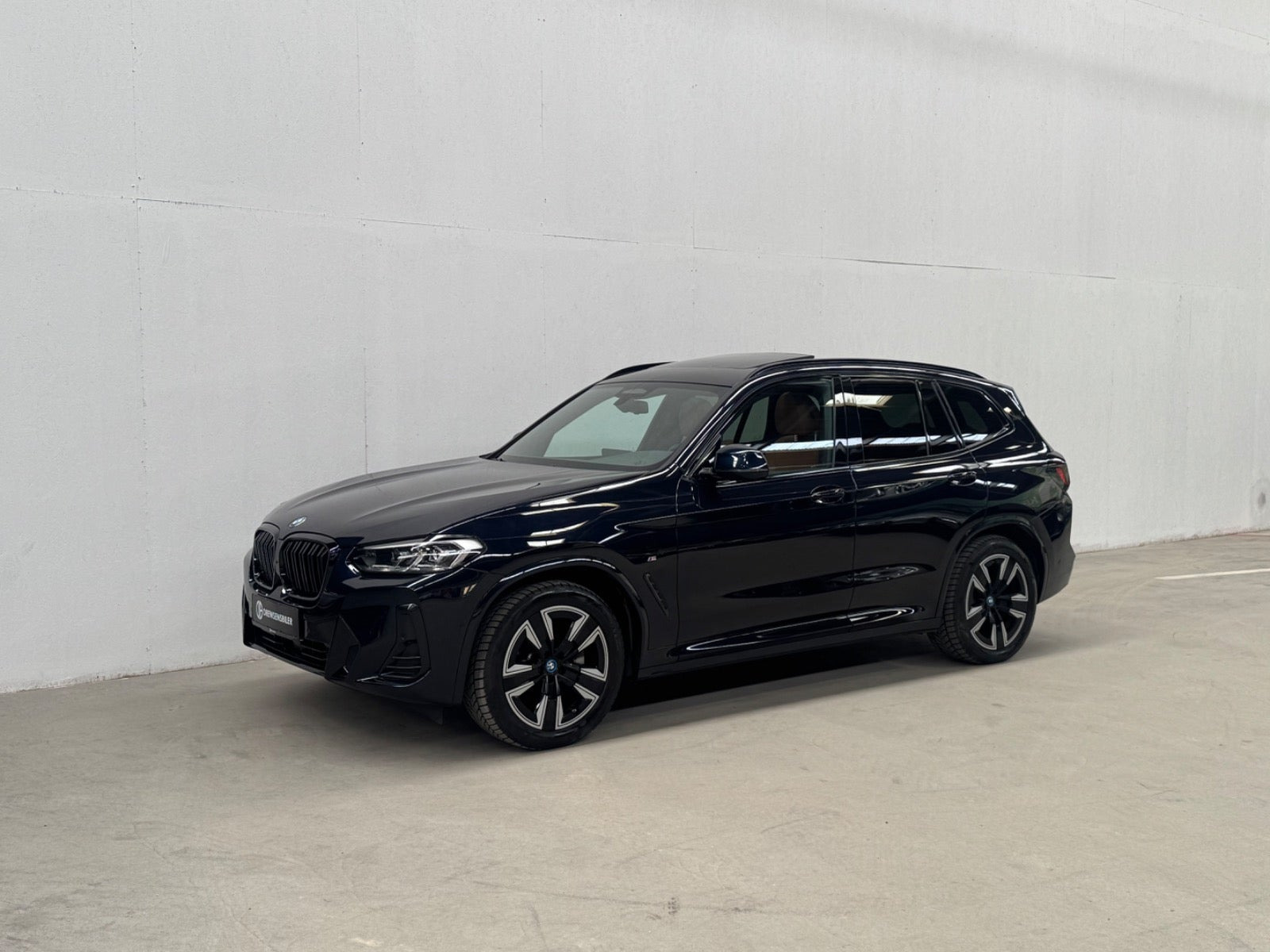 Sort BMW iX3 fra 2022