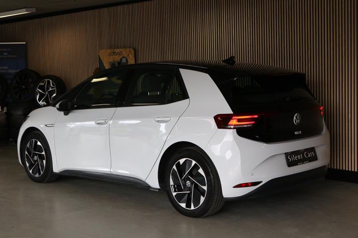Hvid VW ID.3 fra 2021