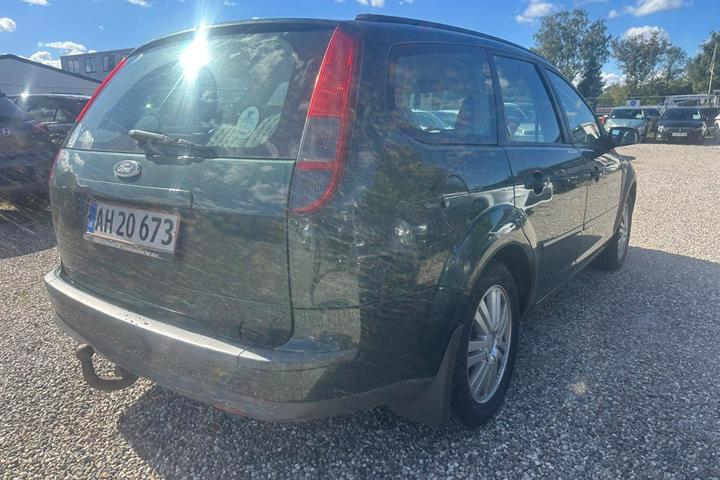 Grøn Ford Focus fra 2006