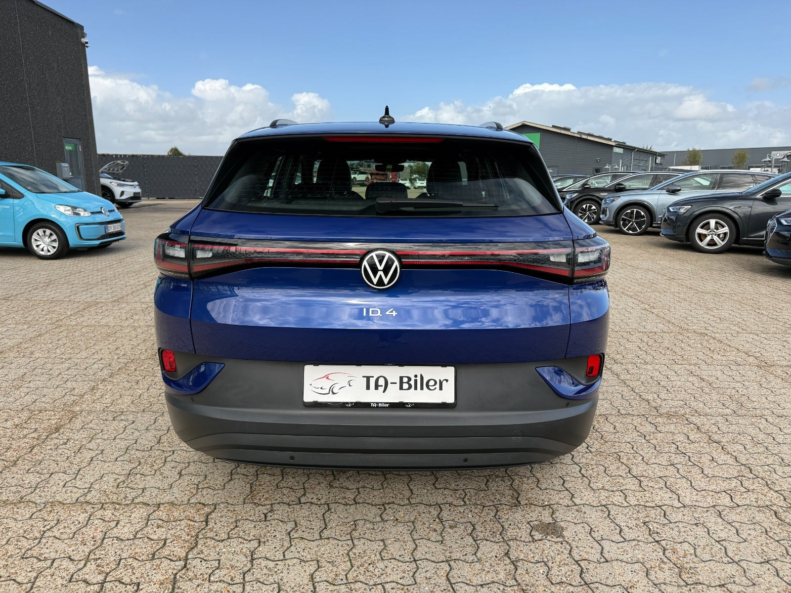 Blå VW ID.4 fra 2023