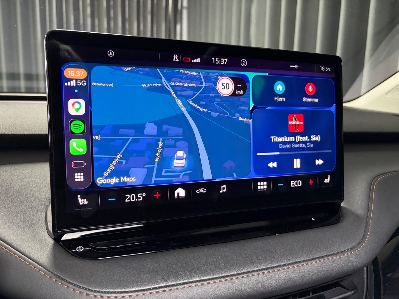 Sort Skoda Enyaq fra 2021