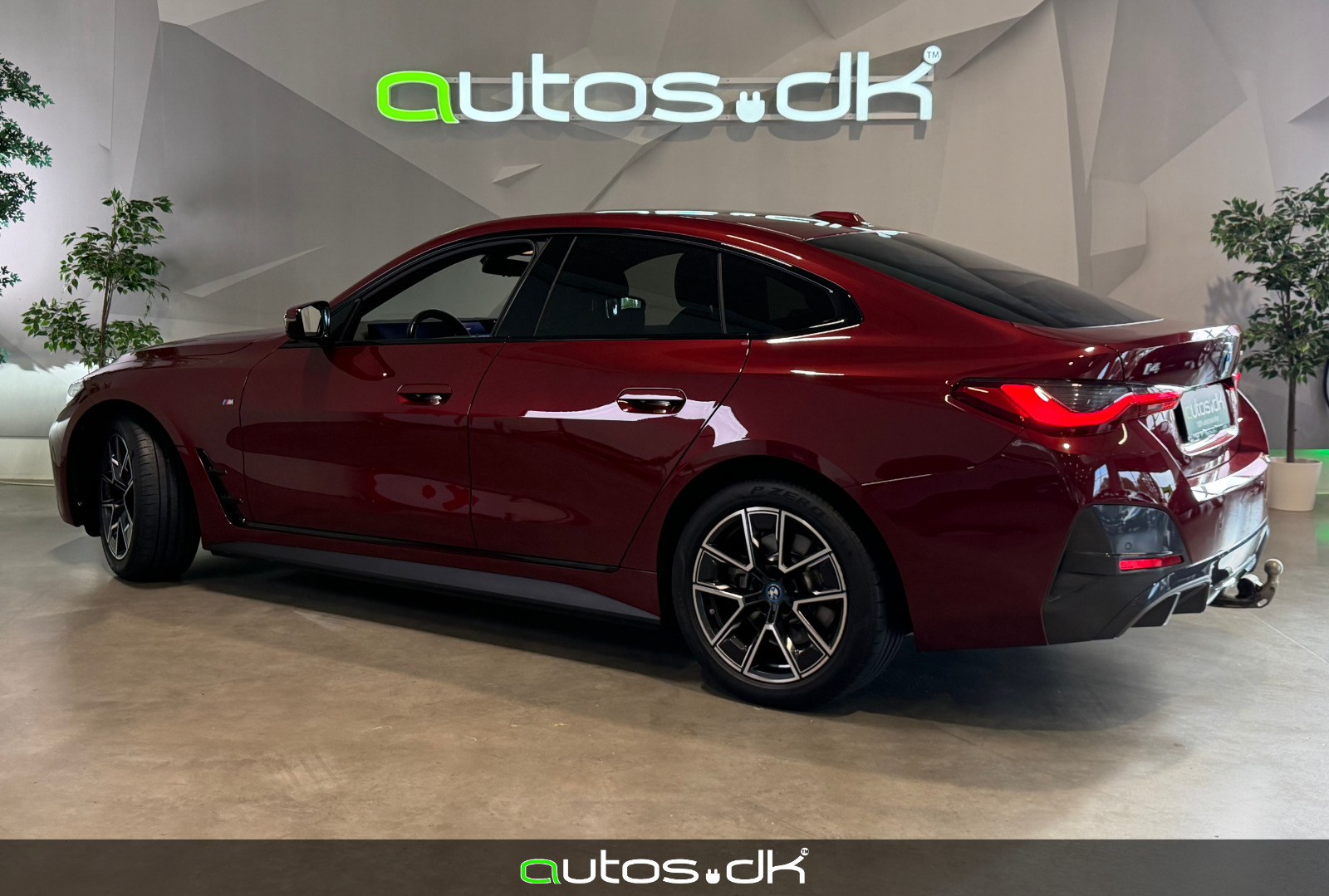 Rød BMW i4 fra 2023