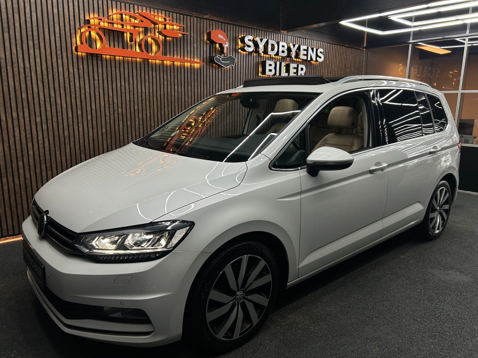 undefined VW Touran fra 2017